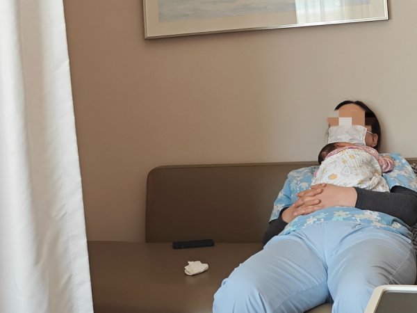 世界杯(中国) 花7万元入住高端月子会所后诞生7天的女婴竟摔伤头骨，谁来担责？